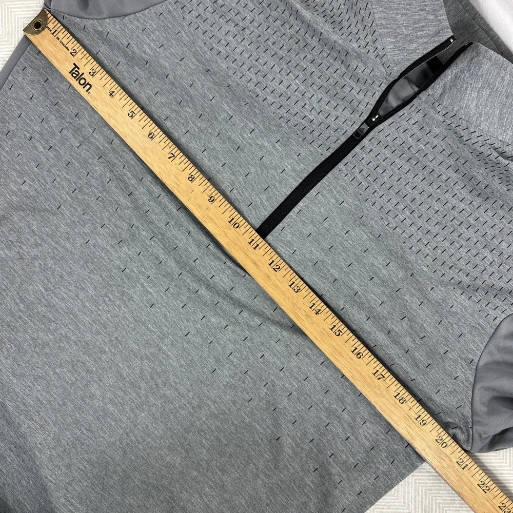 Adidas 1/4 Zip‎ Shirt Men's Small Gray Long Sleeve Performance Soccer Running
